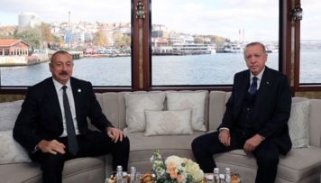 ilham-eliyev-ve-receb-tayyib-erdogan-arasinda-semimi-sohbet-video